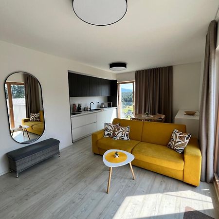 Hillside Y34 Apartment Долни Кубин Екстериор снимка