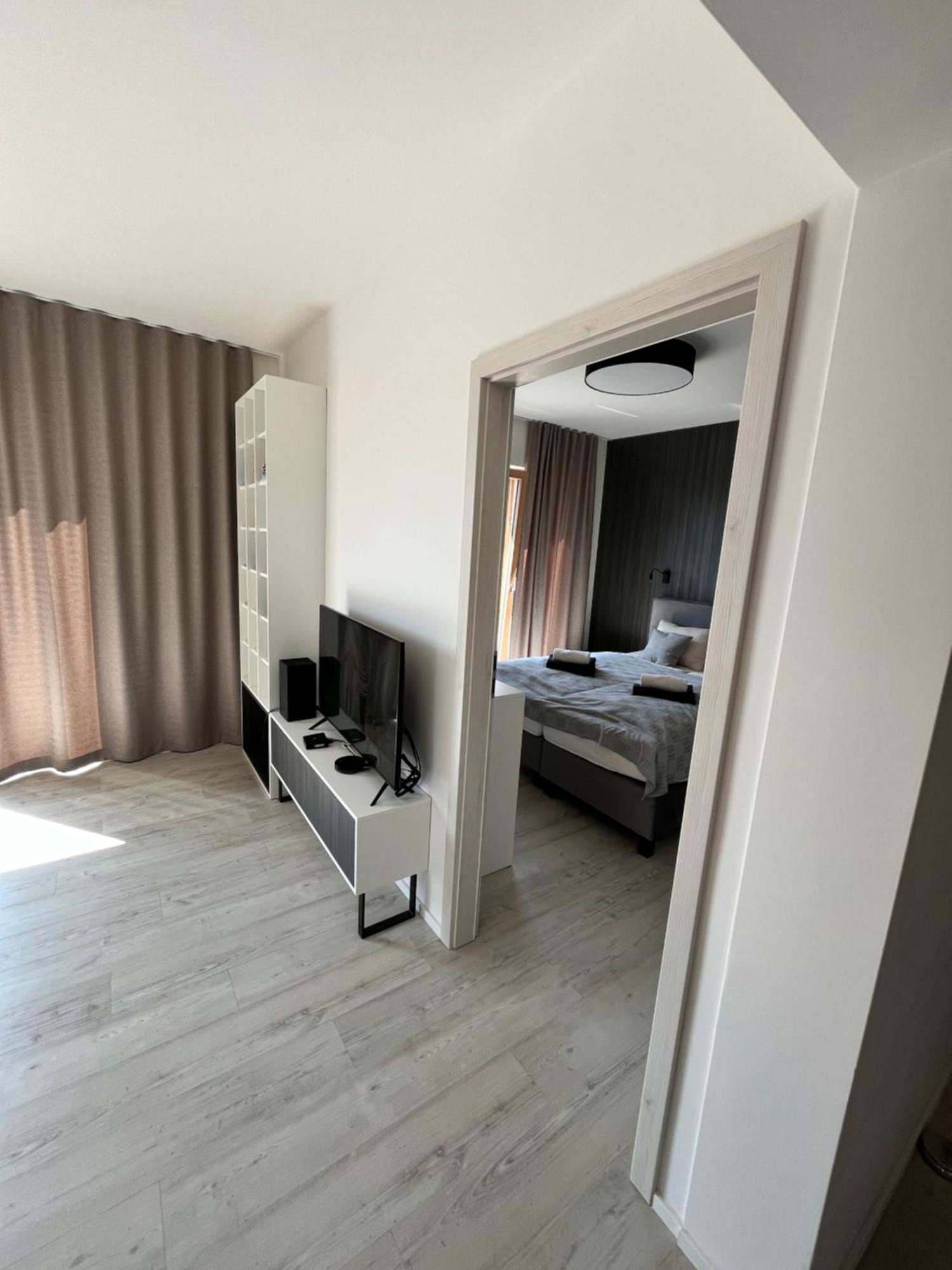 Hillside Y34 Apartment Долни Кубин Екстериор снимка