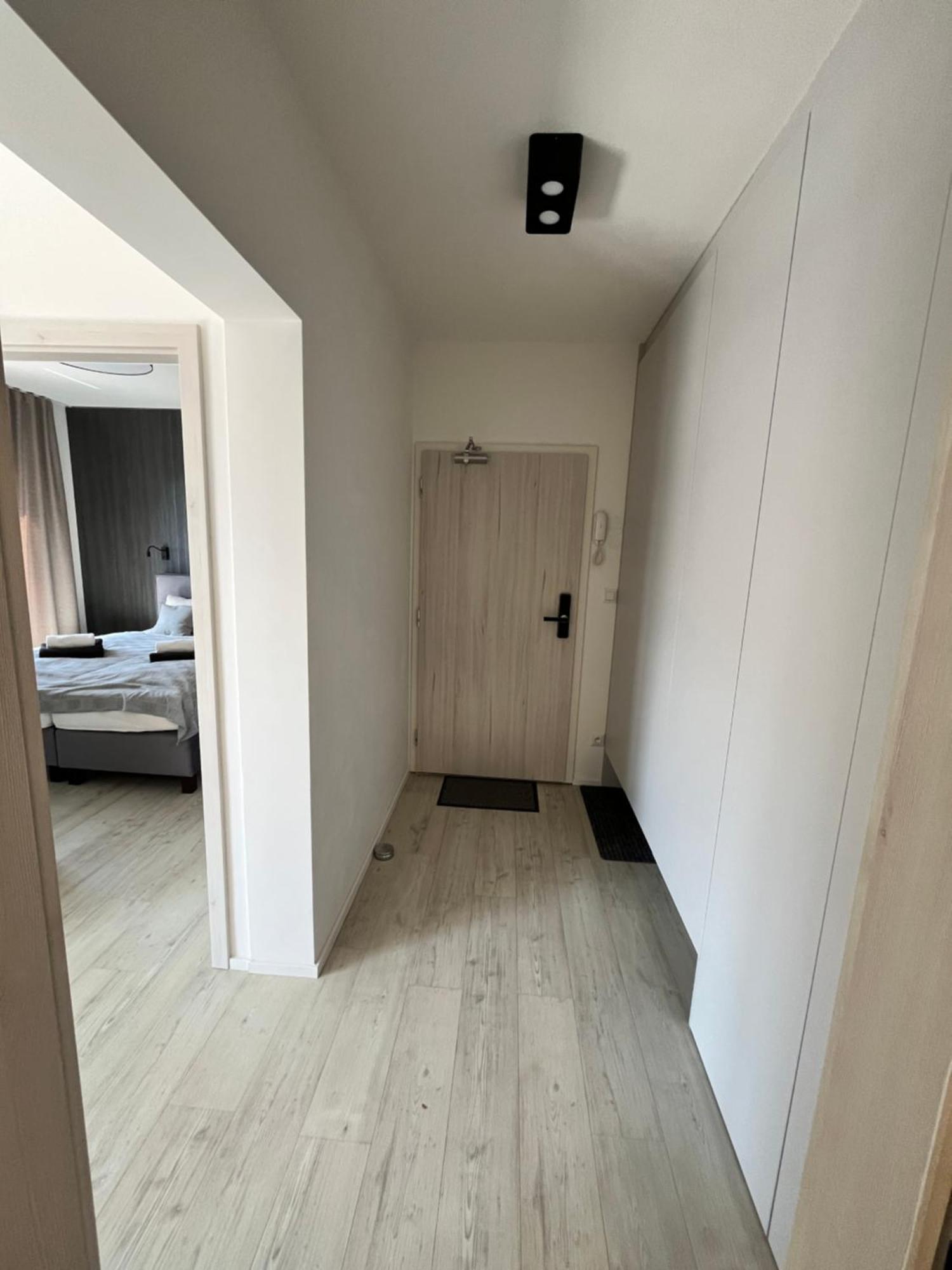 Hillside Y34 Apartment Долни Кубин Екстериор снимка