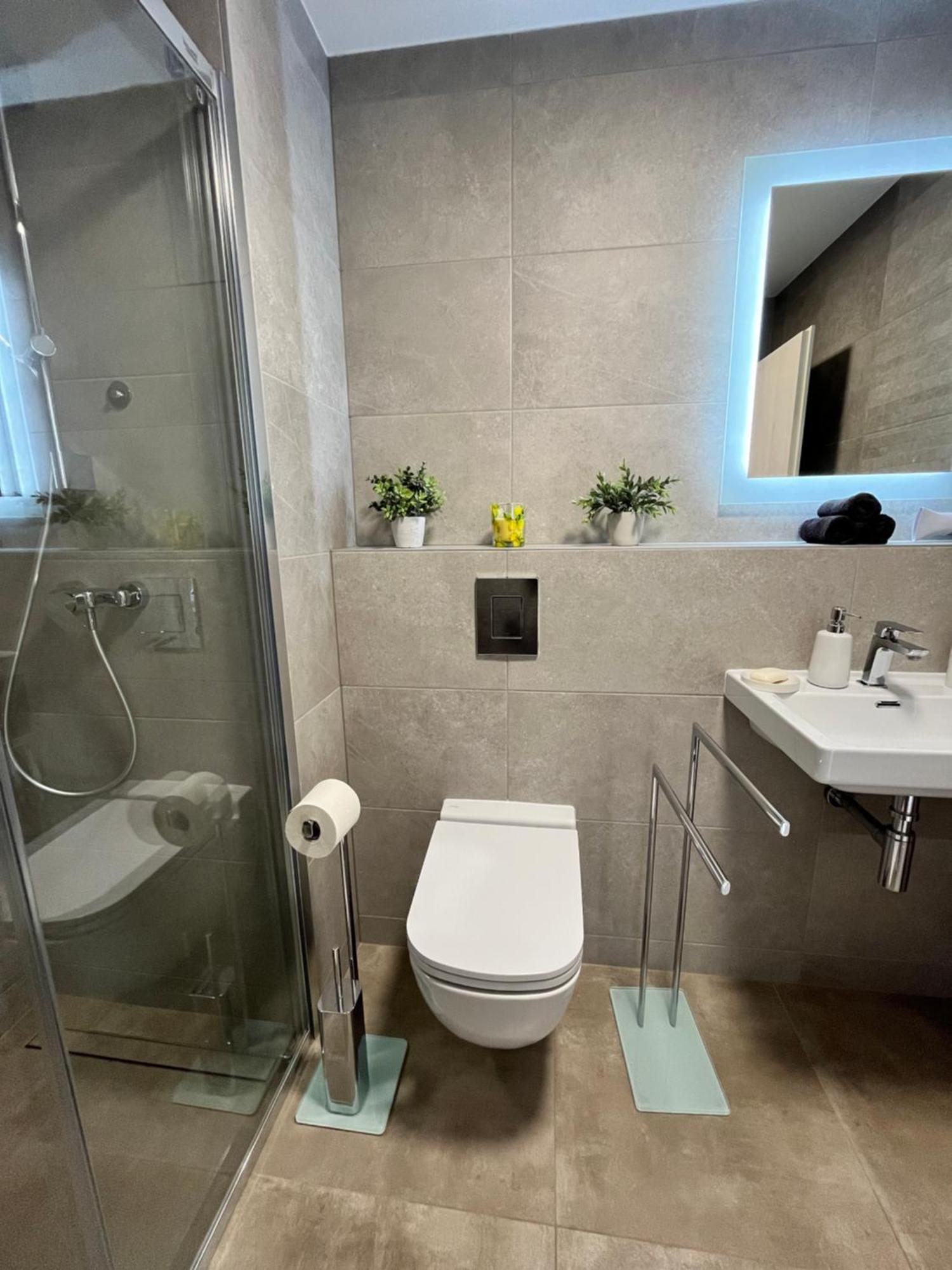 Hillside Y34 Apartment Долни Кубин Екстериор снимка